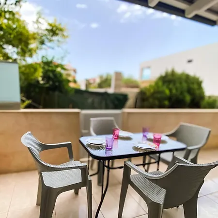 Olive Garden By Golden Host Apartment *